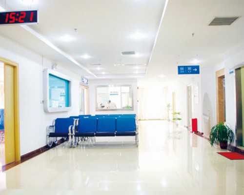 四川试管供卵要多少钱,四川14家试管婴儿医院排名？2026供卵费用与成功率参考